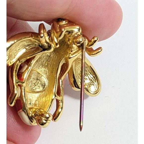 Joan Rivers Patriotic God Bless America Bee Pin Brooch Red White Blue USA Bow - Picture 11 of 11